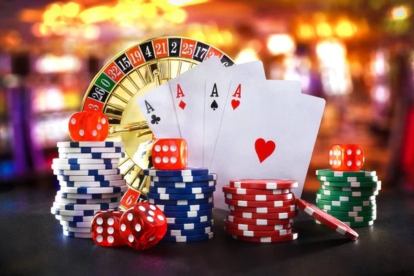 bwin365 Android app interface showing slot games and navigation menu